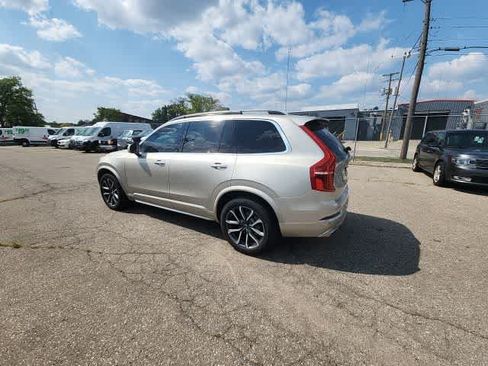 Used 2017 Volvo XC90 T6 Momentum w/ Vision Package AWD/4WD image 25
