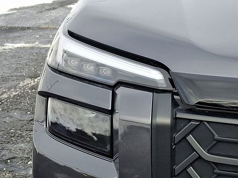 New 2026 Subaru Outback Limited image 10