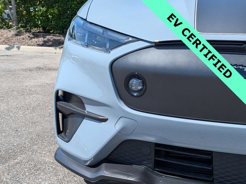 Certified 2025 Ford Mustang Mach-E GT AWD/4WD image 9