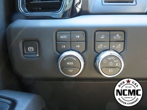 Used 2026 GMC Sierra 1500 AT4 AWD/4WD image 39