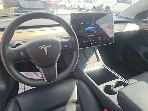 Used 2023 Tesla Model 3 Performance image 12