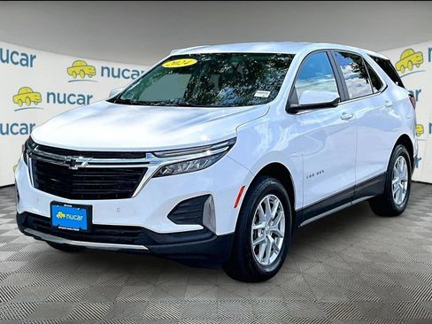 Used 2024 Chevrolet Equinox LT AWD/4WD image 3