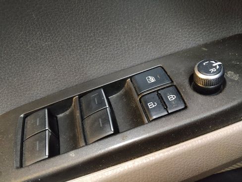 Used 2021 Toyota Camry XLE FWD image 27