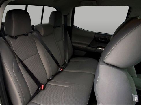 Used 2023 Toyota Tacoma SR5 w/ Technology Package RWD image 19