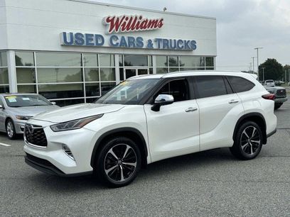 Used 2021 Toyota Highlander Limited