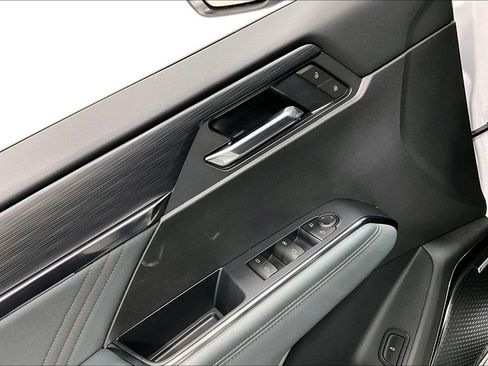 New 2026 GMC Acadia AT4 w/ LPO, Floor Liner Package image 19