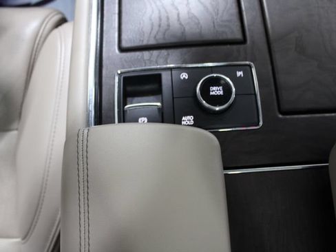 Used 2022 Lincoln Navigator L Reserve AWD/4WD image 37