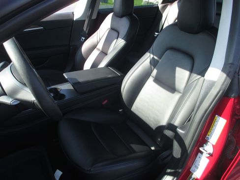 Used 2022 Tesla Model 3 Performance AWD/4WD image 19