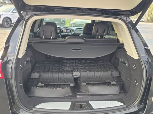 Used 2020 Buick Envision Essence FWD image 14
