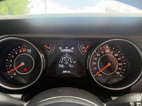 Used 2020 Jeep Wrangler Sport AWD/4WD image 20