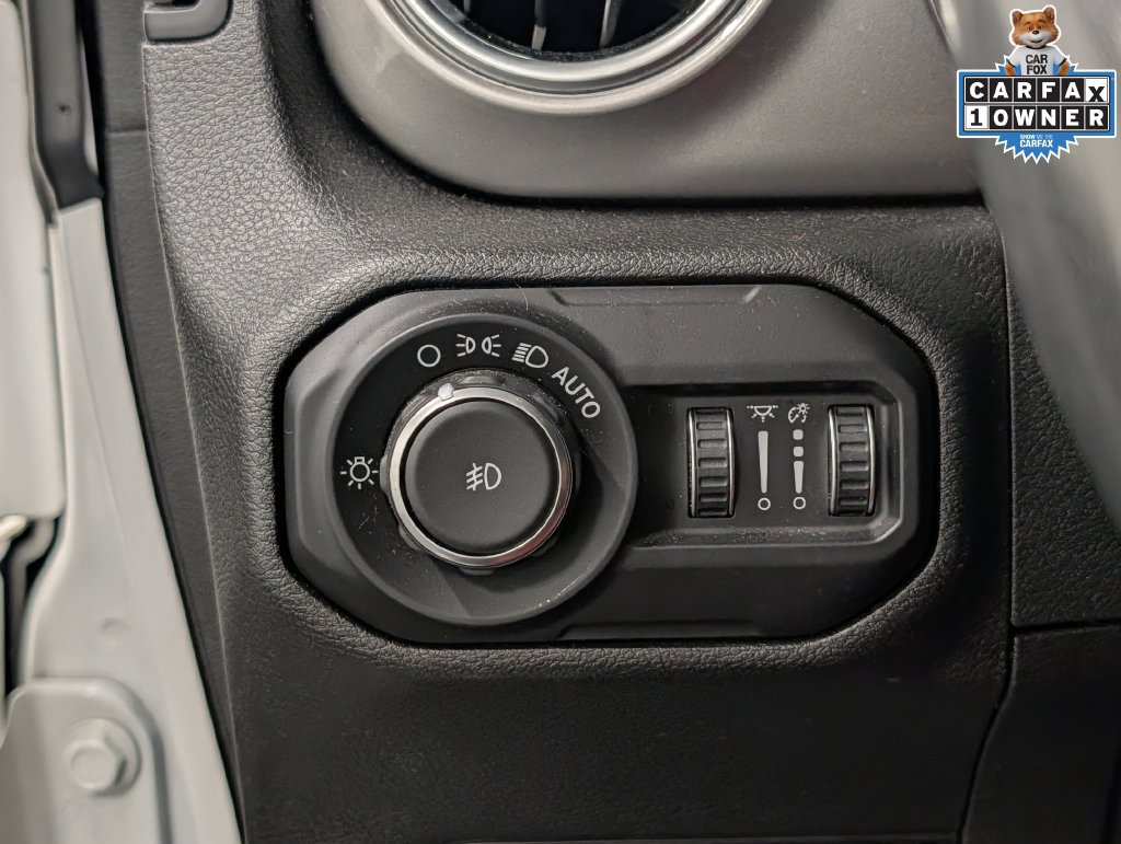 Used 2021 Jeep Wrangler Unlimited Sahara AWD/4WD image 22