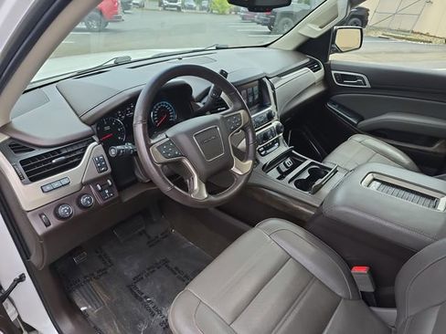 Used 2018 GMC Yukon XL Denali w/ Denali Ultimate Package AWD/4WD image 19