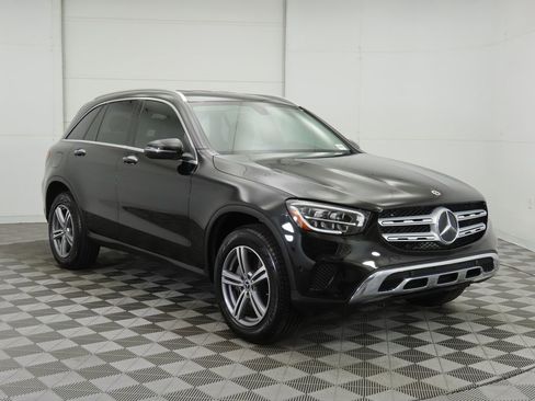 Certified 2021 Mercedes-Benz GLC 300 image 3