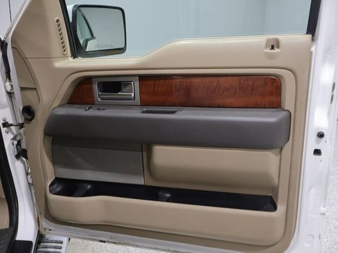 Used 2010 Ford F150 XLT AWD/4WD image 23