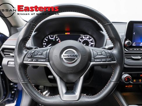 Used 2022 Nissan Altima 2.5 SR image 10