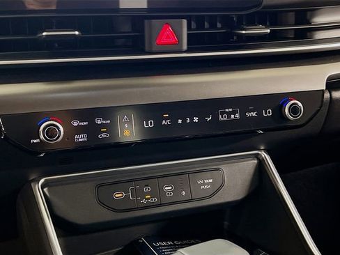 New 2026 Kia Carnival SX Prestige image 16