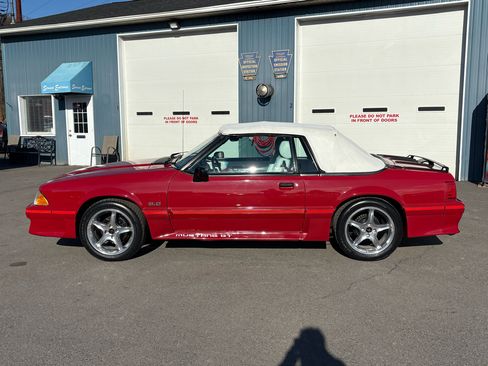 Used 1988 Ford Mustang GT image 5
