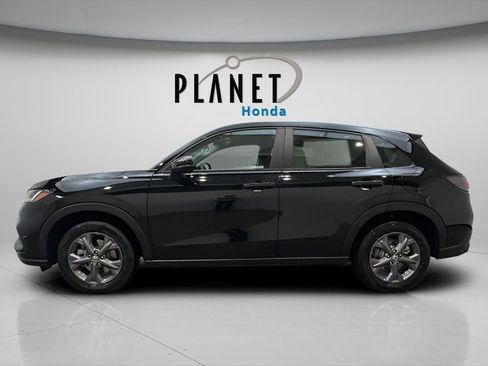 New 2026 Honda HR-V LX image 2