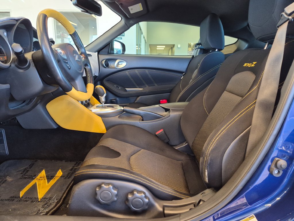 Used 2019 Nissan 370Z Coupe w/ Z34 Heritage Edition - Blue RWD image 14