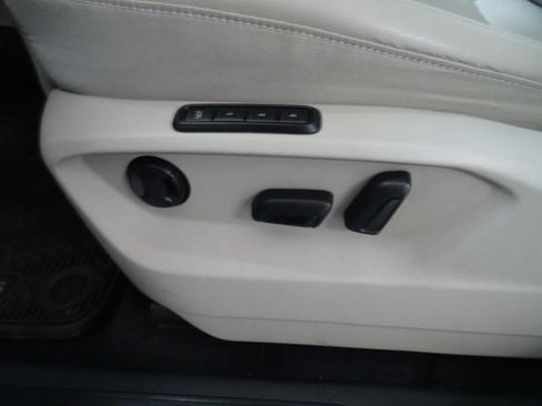 Used 2021 Volkswagen Atlas SEL AWD/4WD image 3