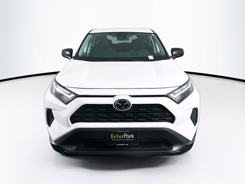 Used 2024 Toyota RAV4 LE image 2