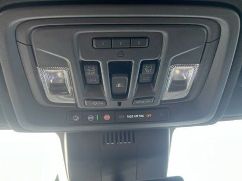 New 2025 Chevrolet Silverado 1500 High Country w/ High Country Premium Package image 39