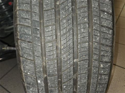 Used 2024 Nissan Frontier SV w/ SV Convenience Package image 24