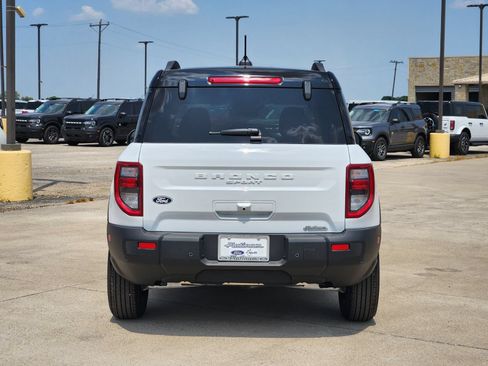 New 2026 Ford Bronco Sport Outer Banks AWD/4WD image 8