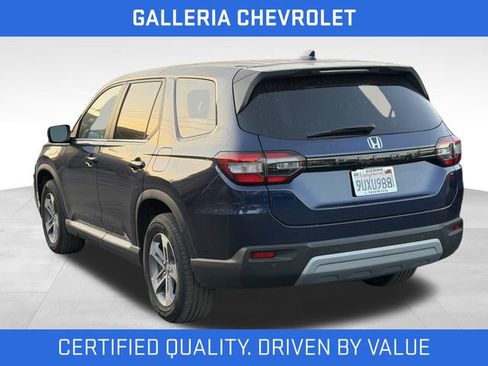 Used 2025 Honda Pilot EX-L image 3