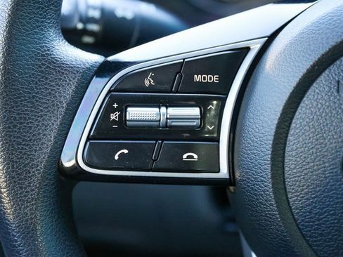 Used 2020 Kia Forte LXS image 25