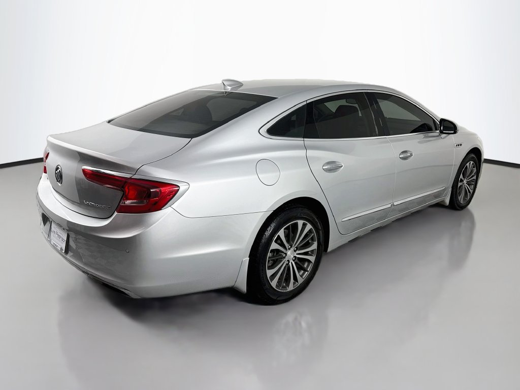 Used 2017 Buick LaCrosse Essence FWD image 9