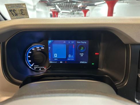 Used 2022 Ford Bronco Black Diamond image 14