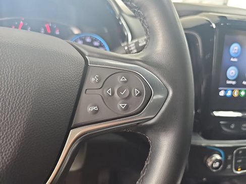 Used 2023 Chevrolet Traverse LT FWD image 25