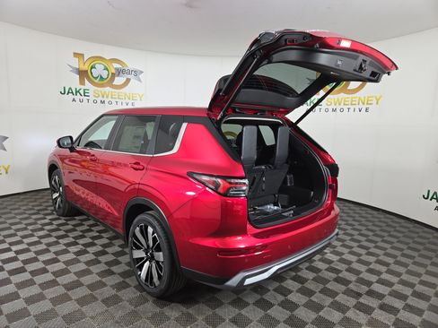 New 2026 Mitsubishi Outlander SE image 31