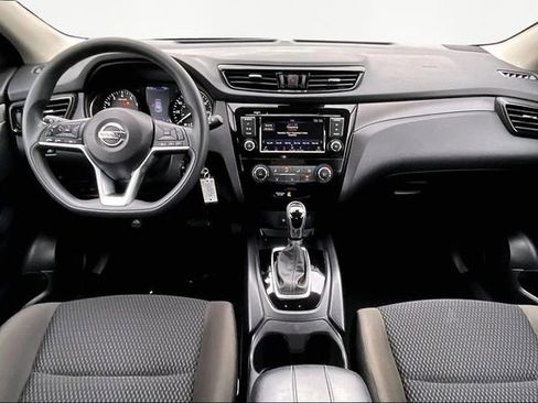 Used 2021 Nissan Rogue Sport S image 7