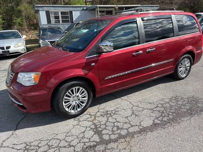 Used 2014 Chrysler Town & Country Touring-L