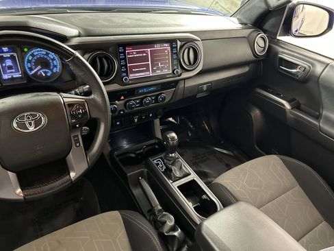 Used 2023 Toyota Tacoma TRD Off-Road image 22