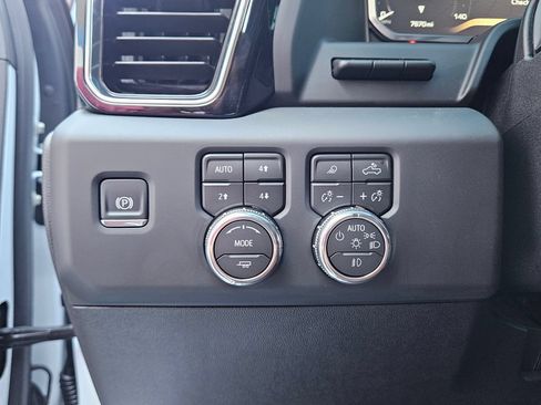 Used 2026 GMC Sierra 2500 Denali Ultimate AWD/4WD image 19