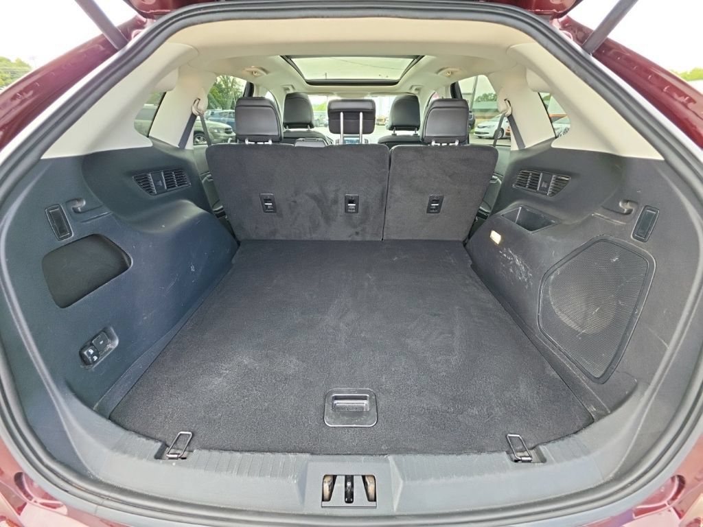 Used 2024 Ford Edge Titanium w/ Equipment Group 301A AWD/4WD image 42