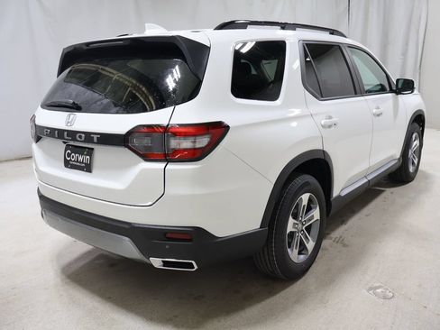 New 2026 Honda Pilot EX-L image 5