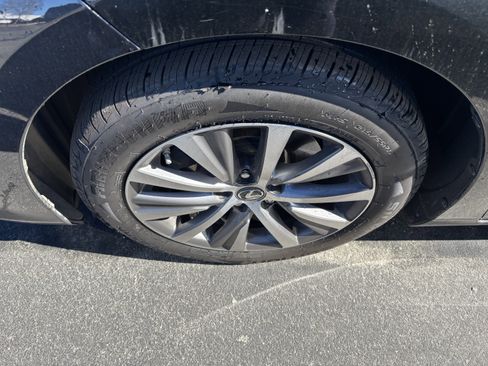 Used 2019 Lexus ES 350 w/ Accessory Package 2 image 32