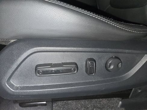 Used 2023 Honda Pilot EX-L image 12