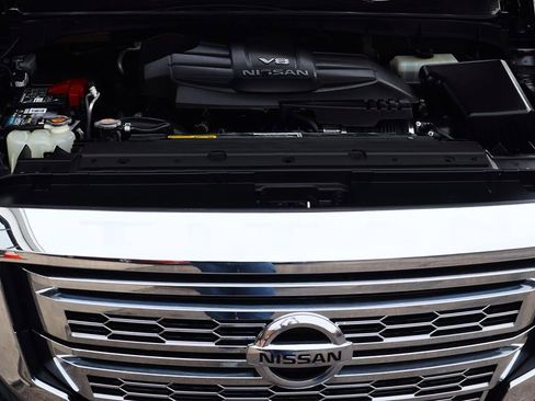 Used 2020 Nissan Titan SV w/ SV Convenience Package image 60