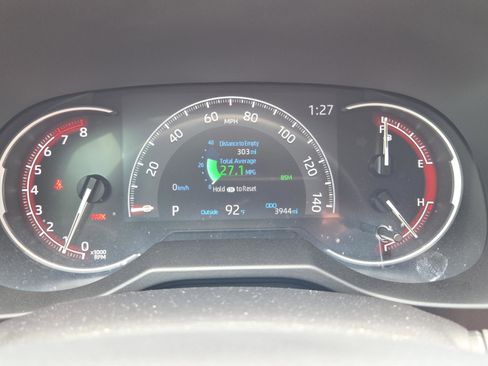 Certified 2025 Toyota RAV4 XLE w/ Convenience Package FWD image 25