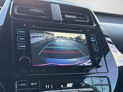 Used 2016 Toyota Prius Three image 18