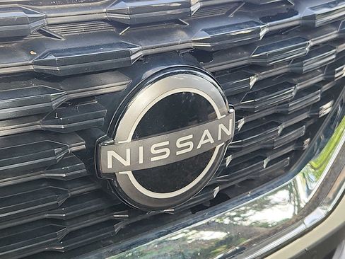 Used 2023 Nissan Rogue SL w/ SL Premium Package AWD/4WD image 3
