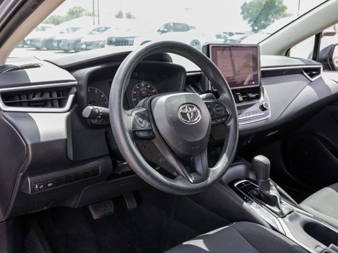 Used 2024 Toyota Corolla LE FWD image 17
