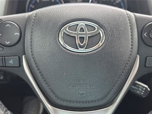 Used 2017 Toyota RAV4 Platinum FWD image 17