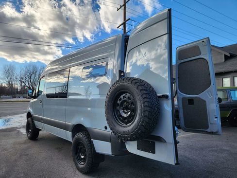 Used 2025 Mercedes-Benz Sprinter 2500 image 62