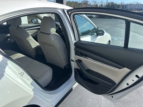 New 2026 MAZDA MAZDA3 2.5 S Sedan w/ Preferred Pkg image 11